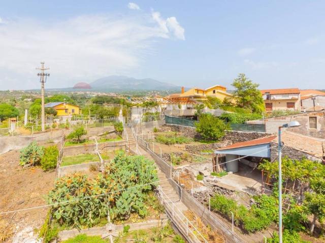 Appartamento in vendita a Ragalna CT