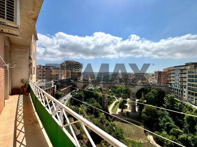Appartamento in vendita a Ragusa via Natalelli, 117, Centro città