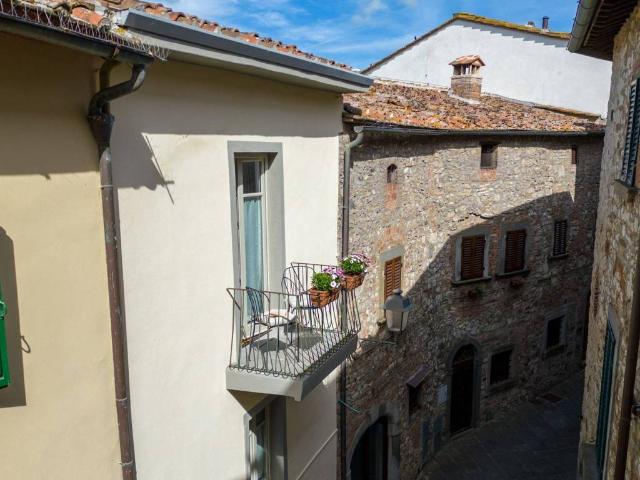 Appartamento in vendita a Radda in Chianti SI