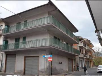 Appartamento in vendita a Randazzo CT