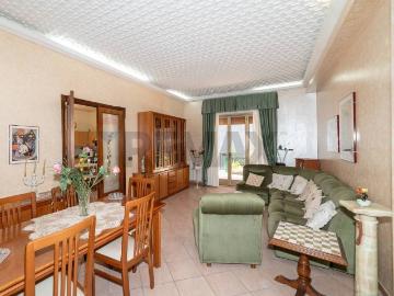 Appartamento in vendita a Randazzo CT
