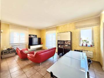 Appartamento in vendita a Randazzo CT