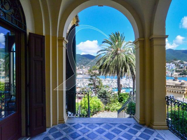 Appartamento in vendita a Rapallo
