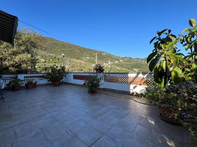Appartamento in vendita a Rapallo GE