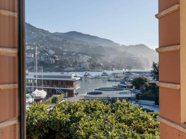 Appartamento in vendita a Rapallo GE