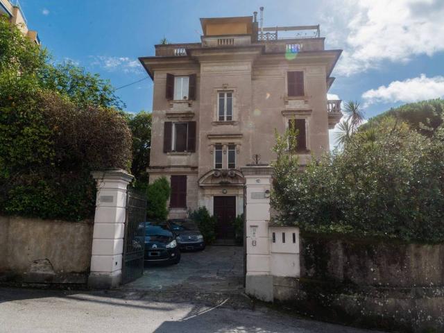 Appartamento in vendita a Rapallo GE