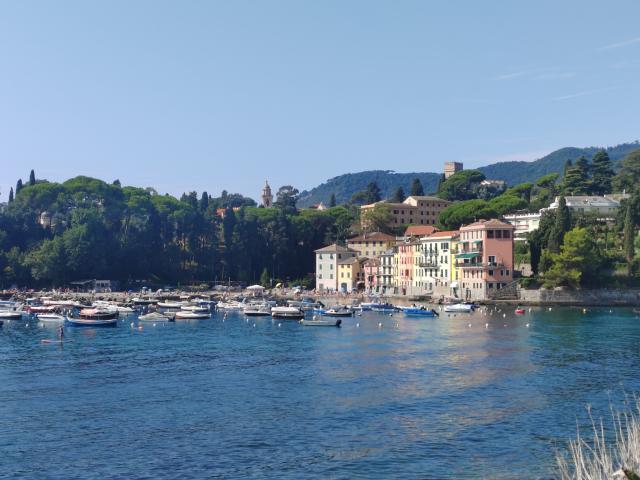 APPARTAMENTO in VENDITA a RAPALLO SAN MICHELE DI PAGANA di 3 vani