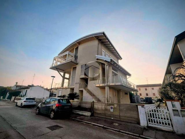 Appartamento in vendita a Ravenna RA