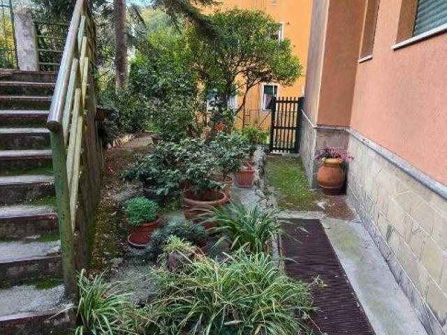 Appartamento in vendita a Recco GE