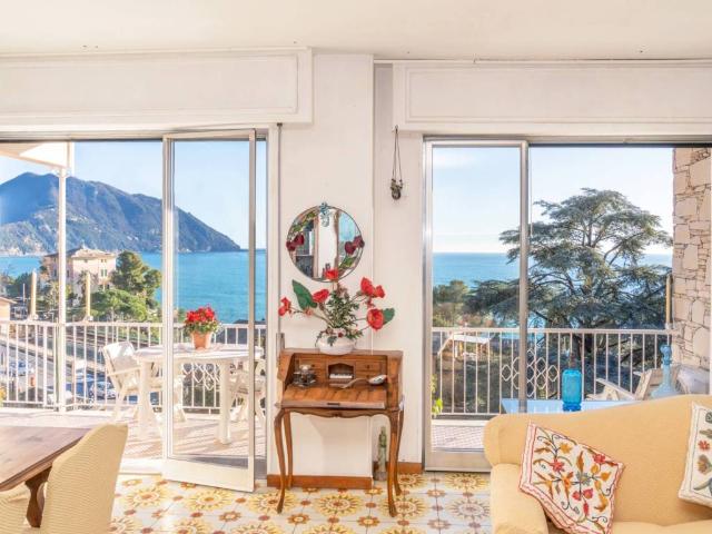 Appartamento in vendita a Recco GE