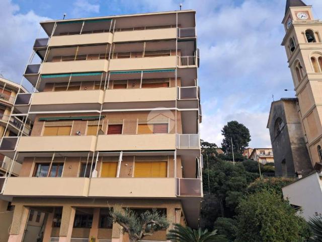 Appartamento in vendita a Recco GE