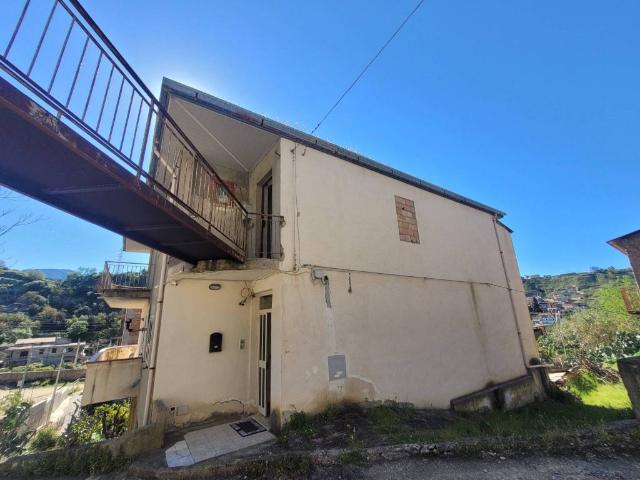 Appartamento in vendita a Reggio Calabria RC