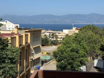 Appartamento in vendita a Reggio Calabria RC