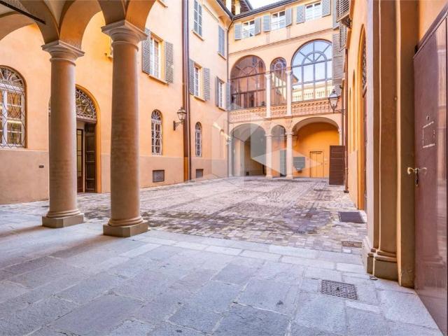 Appartamento in vendita a Reggio Emilia RE
