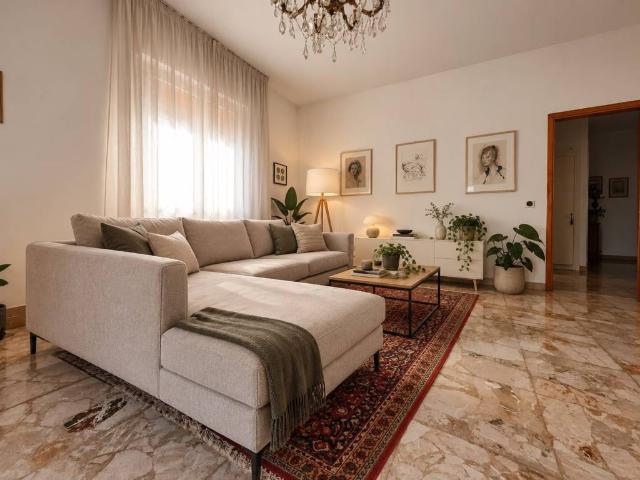 Appartamento in vendita a Reggio Emilia RE