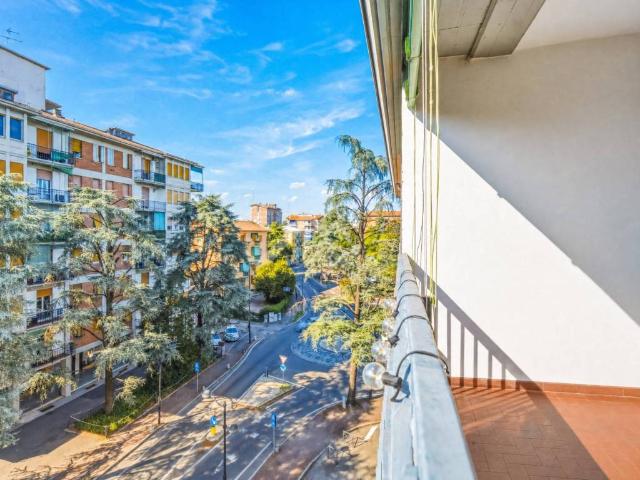Appartamento in vendita a Reggio Emilia RE