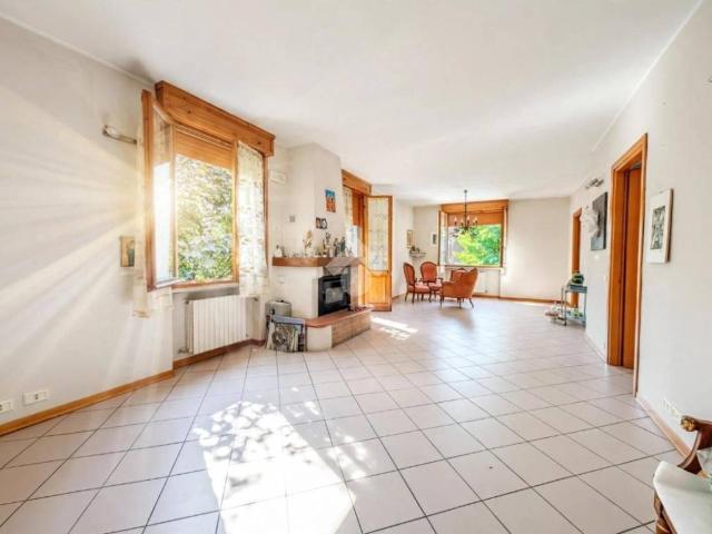 Appartamento in vendita a Reggio Emilia RE