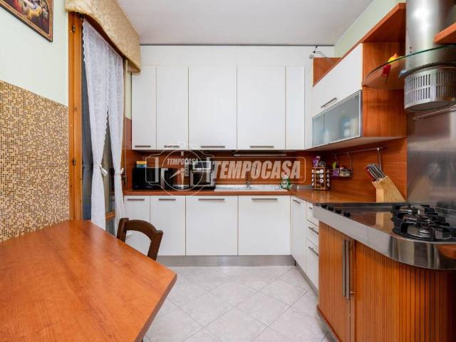 Appartamento in vendita a Reggio Emilia RE