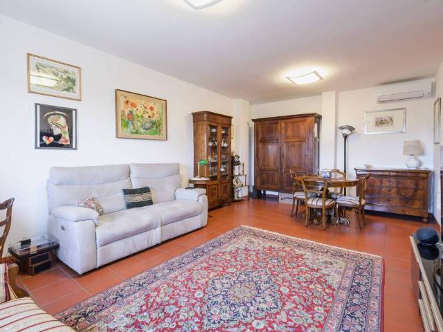 Appartamento in vendita a Reggio Emilia RE