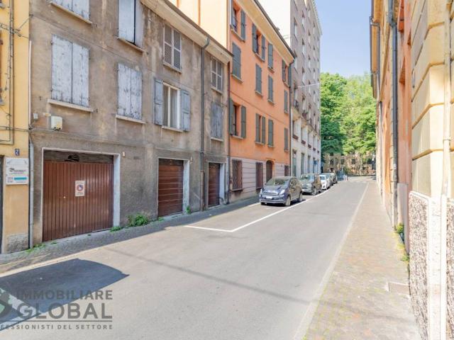 Casa indipendente in vendita a Reggio Emilia RE