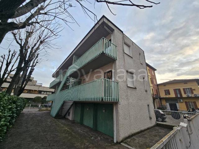 Appartamento in vendita a Reggio nell'Emilia via Emilia Ospizio, 5, Mirabello