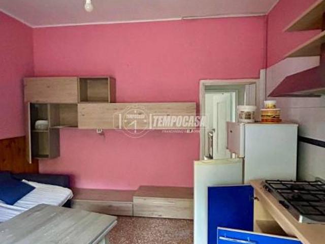 Appartamento in vendita a Reggio nell'Emilia via Quarto dei Mille, Regina Pacis