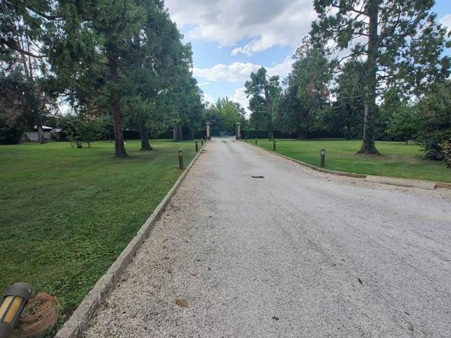 Villa in vendita a Reggiolo RE