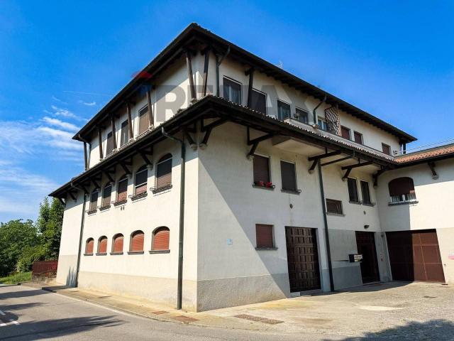 Appartamento in vendita a Renate