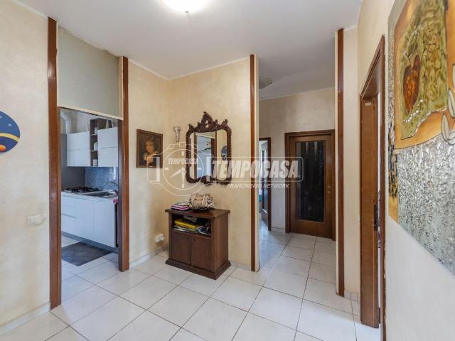 Appartamento in vendita a Renate