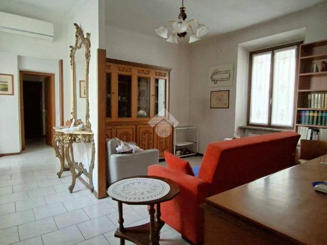 Appartamento in vendita a Renate MB