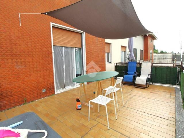 Appartamento in vendita a Renate MB