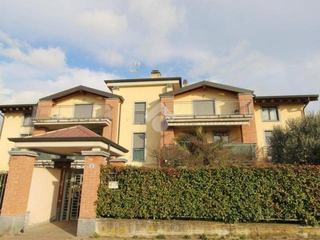 Appartamento in vendita a Renate MB