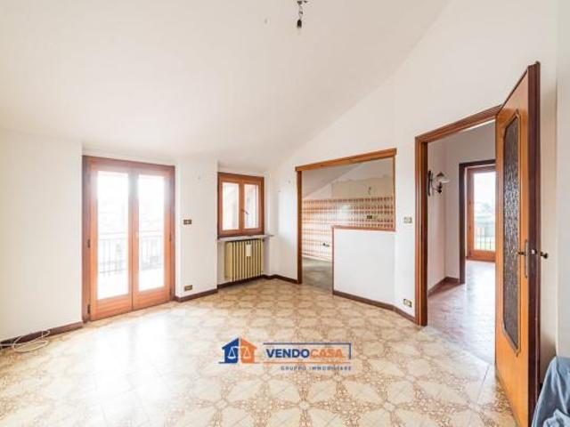 Appartamento in vendita a Revello