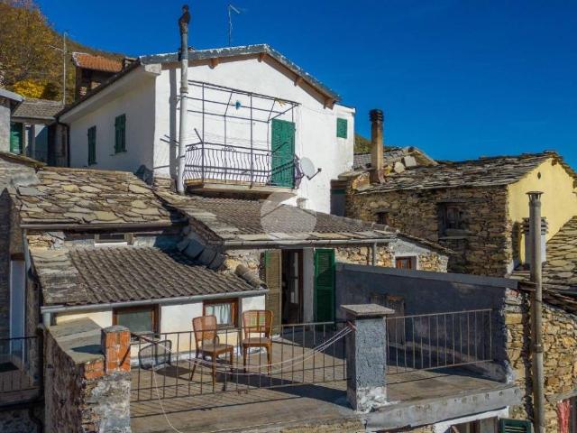 Appartamento in vendita a Rezzo IM