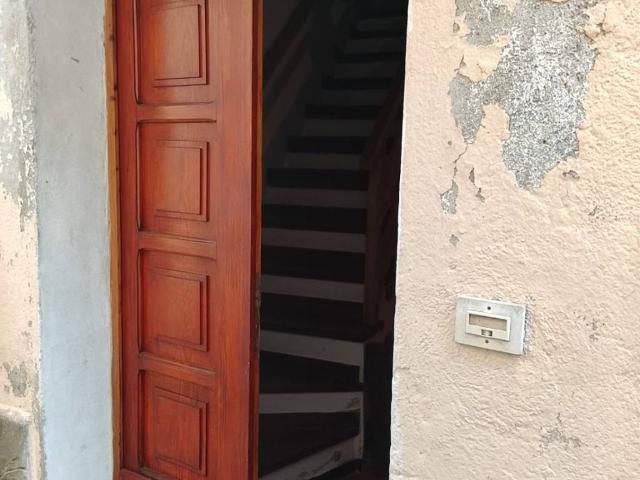 Appartamento in vendita a Rezzoaglio GE