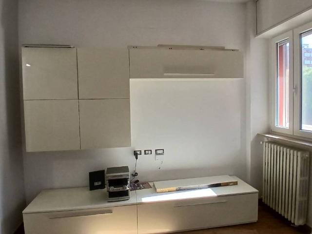 Appartamento in vendita a Rho MI