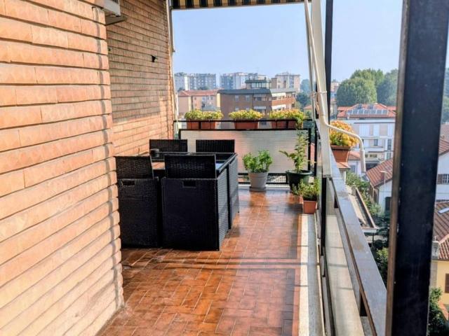 Appartamento in vendita a Rho MI
