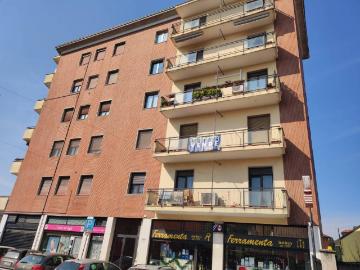 Appartamento in vendita a Rho MI
