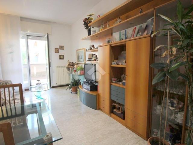Appartamento in vendita a Rho MI