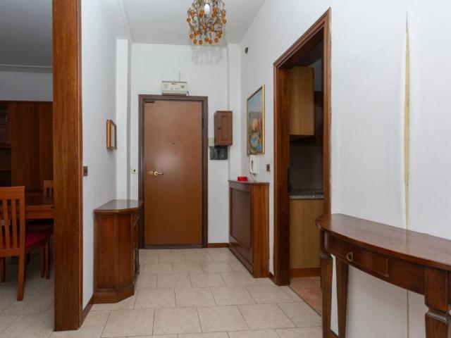 Appartamento in vendita a Rho MI