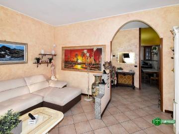 Appartamento in vendita a Rho MI