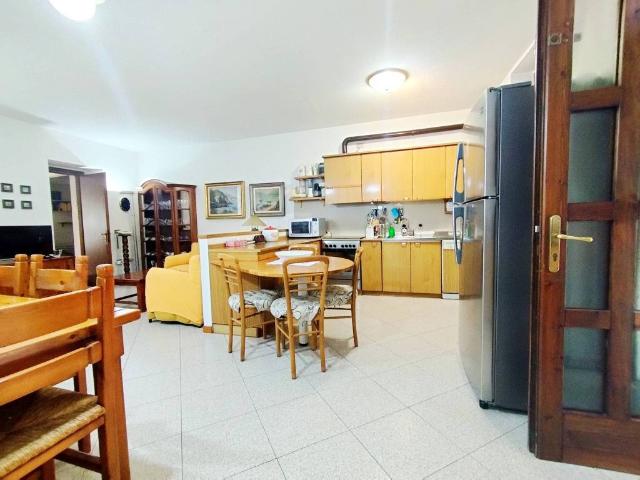 Appartamento in vendita a Rho MI