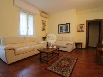 Appartamento in vendita a Rho MI
