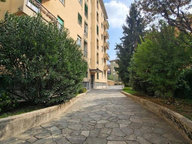 Appartamento in vendita a Rho MI