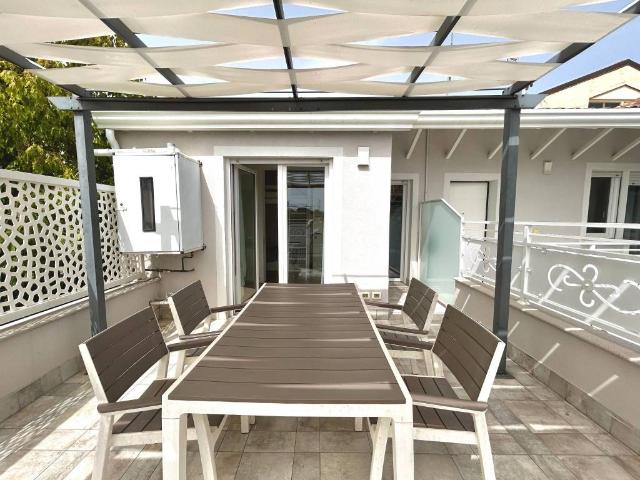 Appartamento in vendita a Riccione RN