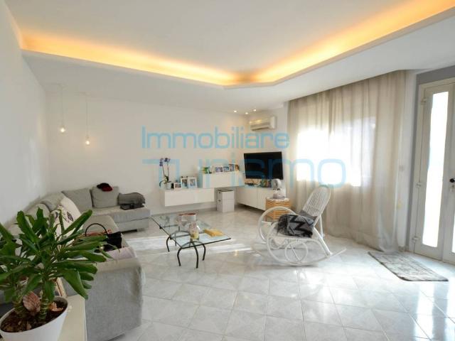 Appartamento in vendita a Riccione RN
