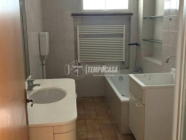 Appartamento in vendita a Riccione RN