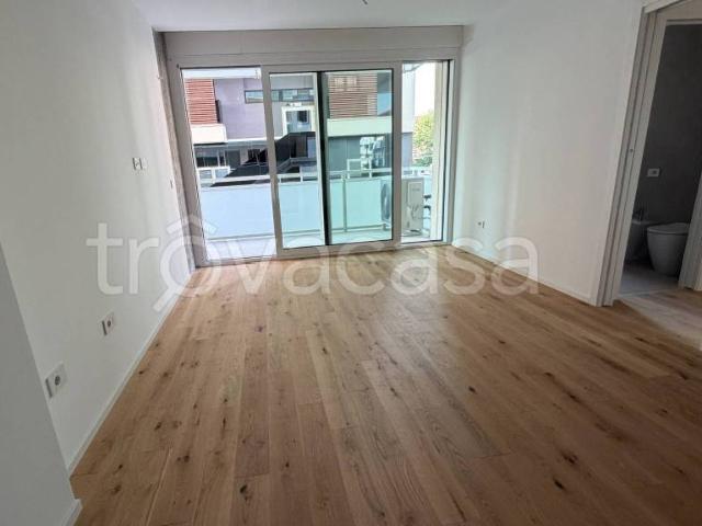 Appartamento in vendita a Riccione viale Milano, 2, Centro