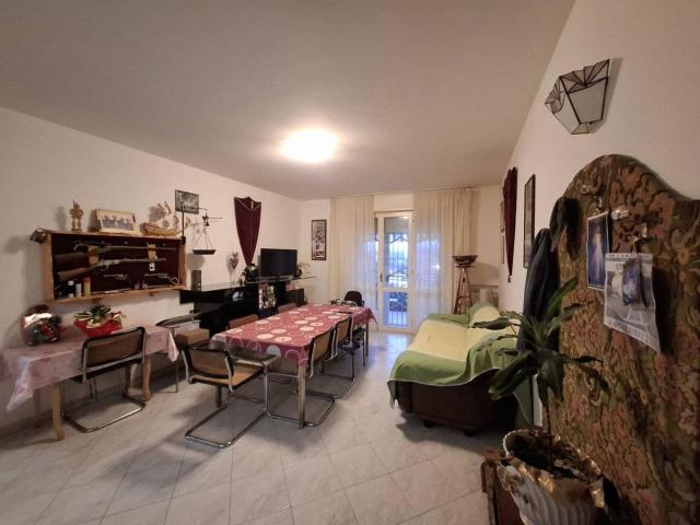Appartamento in vendita a Riccione