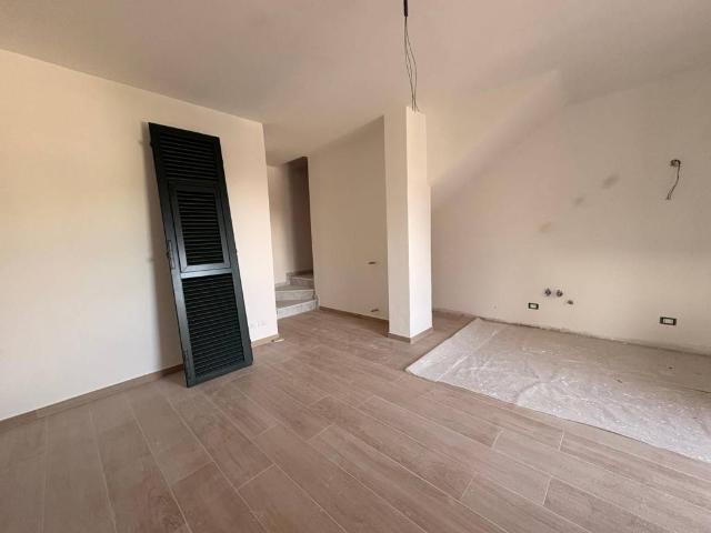 Appartamento in vendita a Riccò del Golfo di Spezia SP